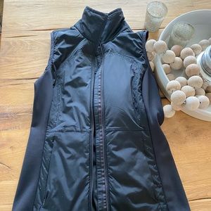 Lululemon women’s vest black size 4 reflective